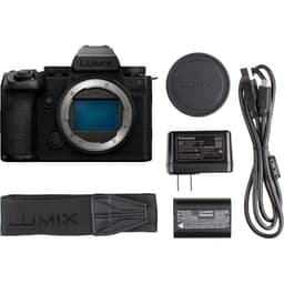 Panasonic Lumix DC-S5 IIX Gövde