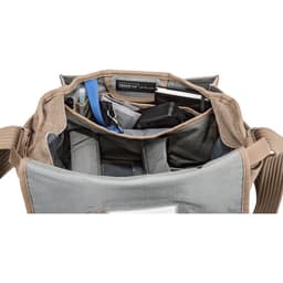 ThinkTank Retrospective® 6 (Sandstone)