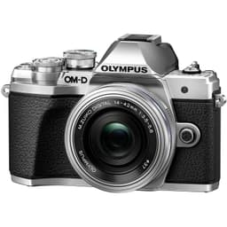 Olympus OM-D E-M10 Mark III 14-42 EZ Kit (Gümüş)