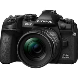 Olympus m.Zuiko ED 12-45mm 1:4 PRO 