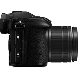 Panasonic Lumix DC-G9 + Lumix 12-60mm f/3.5-5.6 Kit 