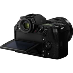 Panasonic Lumix DC-S1 + 24-105mm f/4 Kit (DC-S1ME-K)