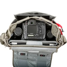 ThinkTank Retrospective® 40 (Pinestone)