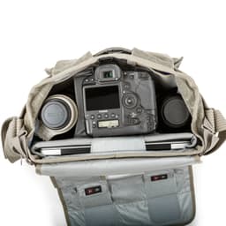 ThinkTank Retrospective® 40 (Black)