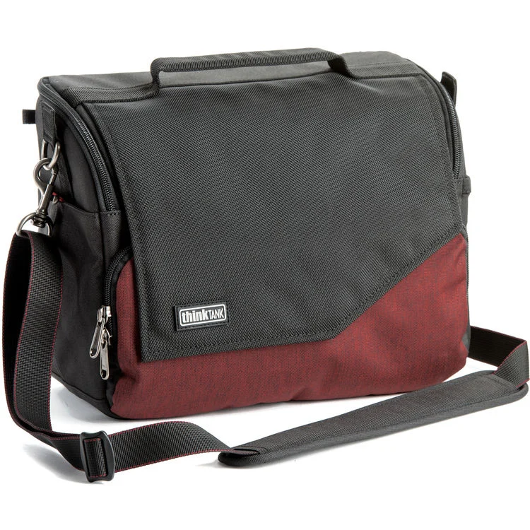 ThinkTank Mirrorless Mover 30i (Deep Red)