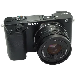 7Artisans 50mm F1.8 Sony (E Mount) MF APS-C Lens Siyah 